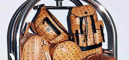 Himmel Crossbody Wallet in Lauretos